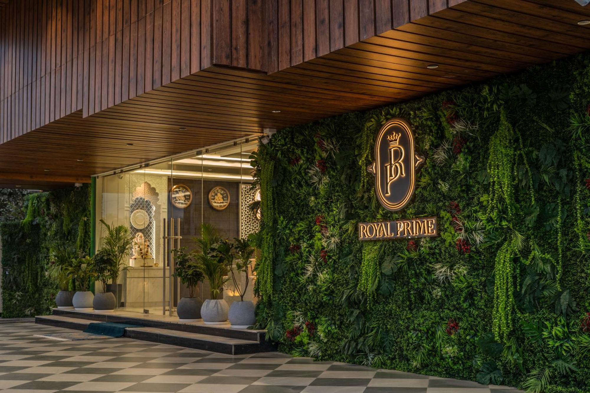 Hotel Royal Prime Dźajpur Zewnętrze zdjęcie