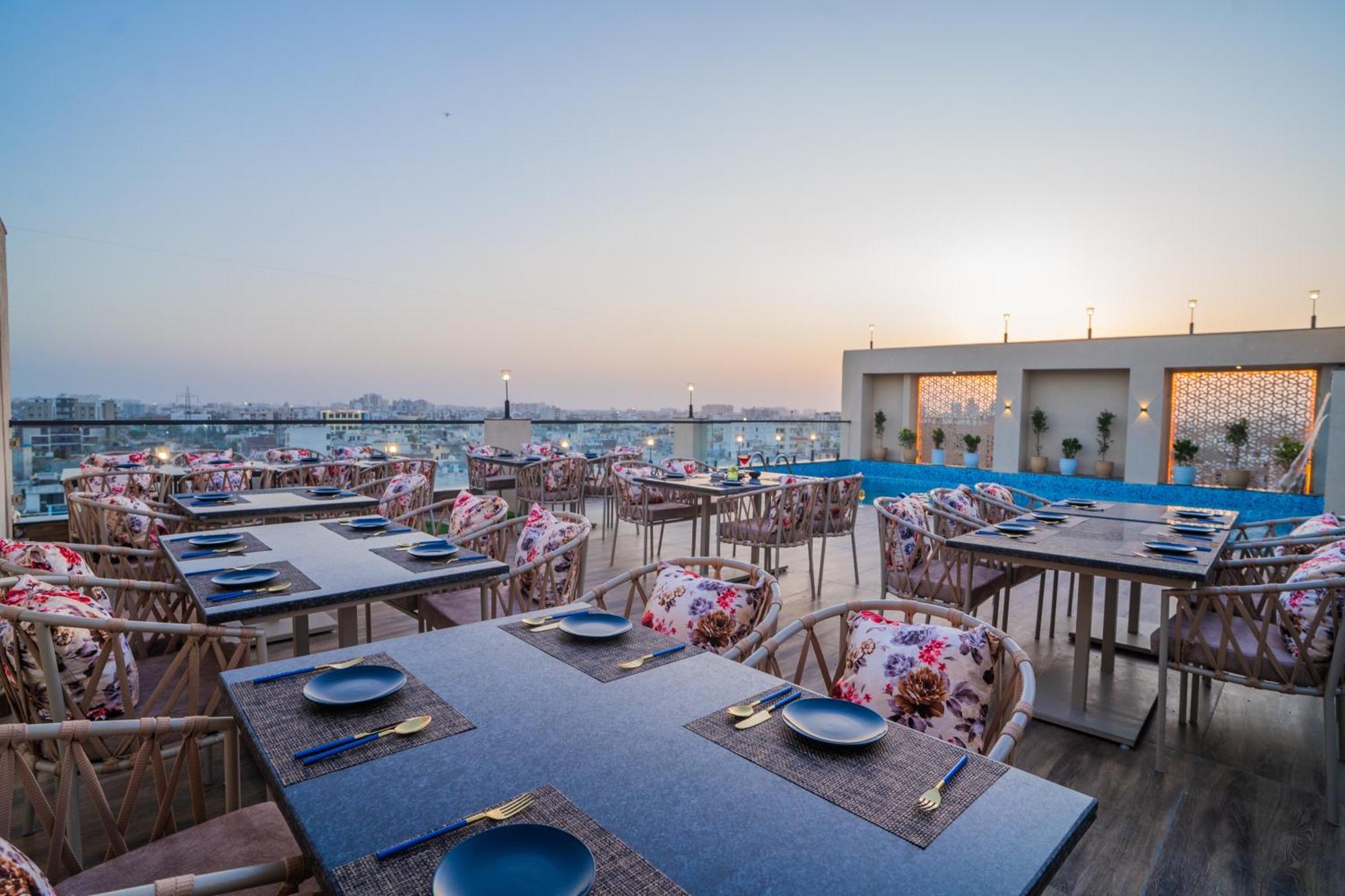 Hotel Royal Prime Dźajpur Zewnętrze zdjęcie