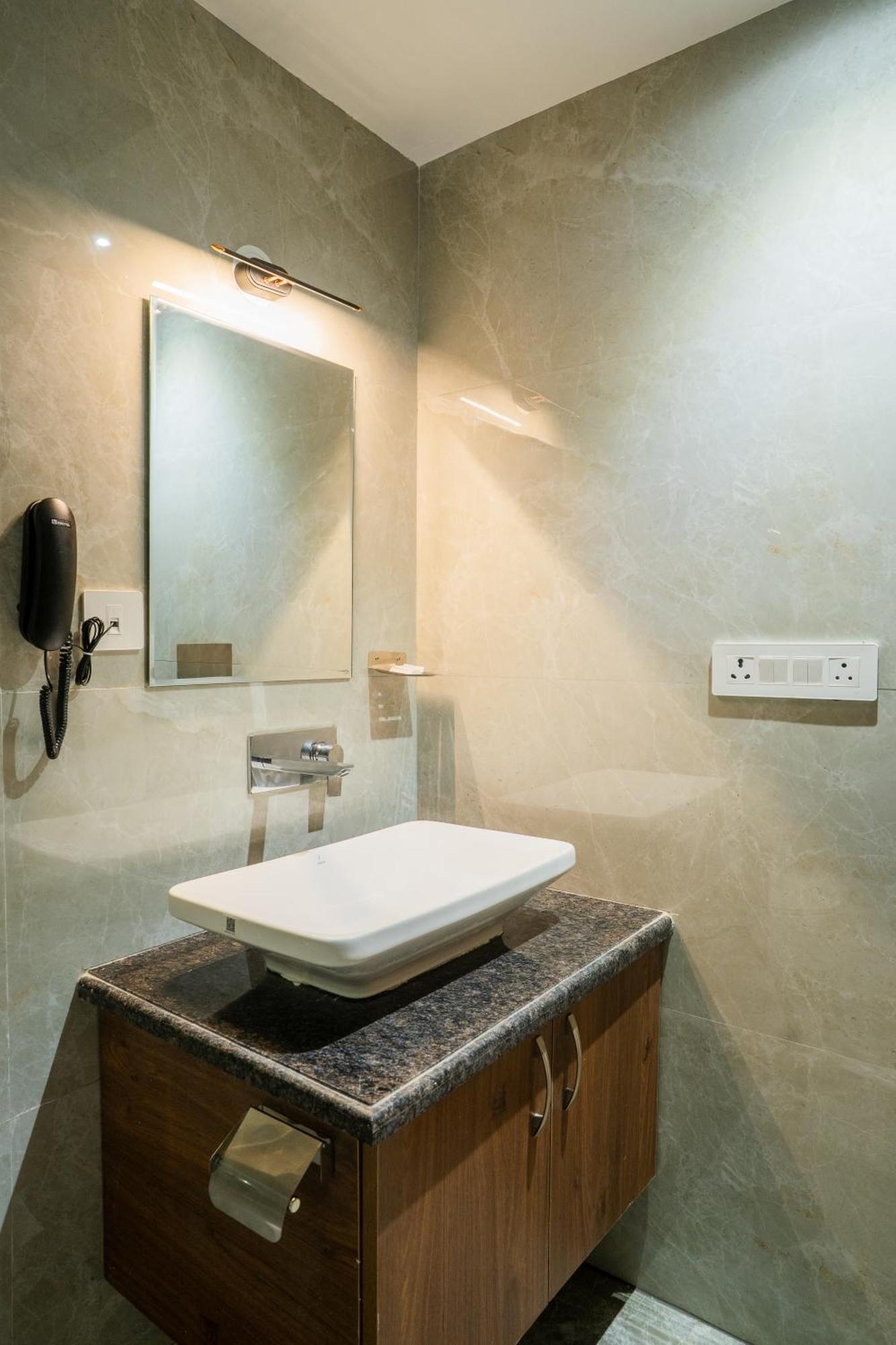 Hotel Royal Prime Dźajpur Zewnętrze zdjęcie